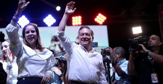 05/05/2019 - El candidato presidencial Laurentino Cortizo celebra su victoria tras conocer el resultado de las elecciones de este domingo en Panamá | EFE/ Bienvenido Velasco