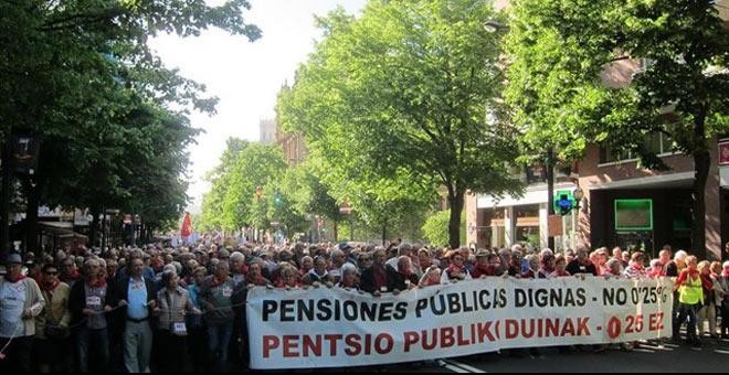 Aspecto de una de las manifestaciones que se han celebrado en las capitales vascas. (EP)