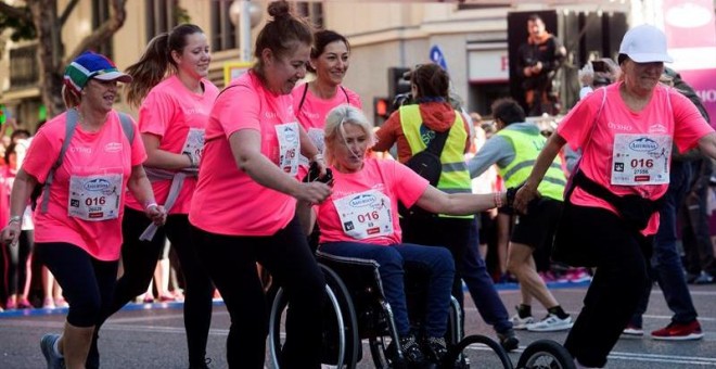 Un grupo de mujeres en la marcha. / EFE