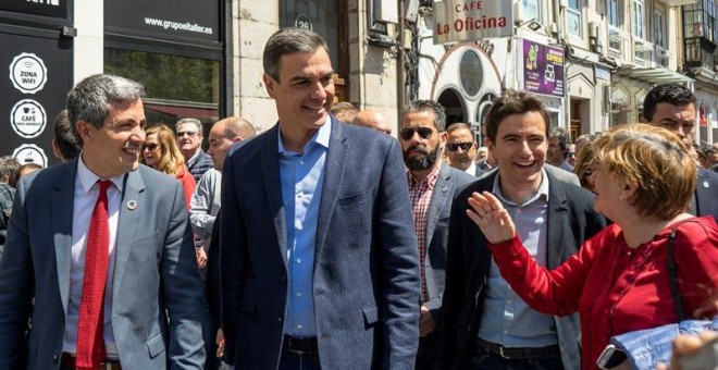 El secretario general del PSOE y presidente en funciones, Pedro Sánchez, en Santander. - EFE
