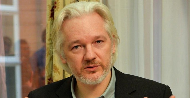 18/08/2014 - Assange durante una conferencia de prensa en la embajada de Ecuador en el centro de Londres  | REUTERS/ John Stillwell