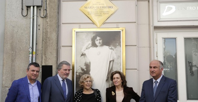 Inauguración de la placa dedicada a María Guerrero. / MADRID.ES