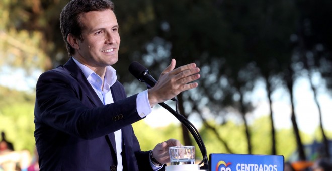 24/05/2019.- El líder del PP, Pablo Casado, interviene este viernes en el acto de cierre de campaña celebrado en Puente del Rey (Madrid). EFE/ J.J Guillén