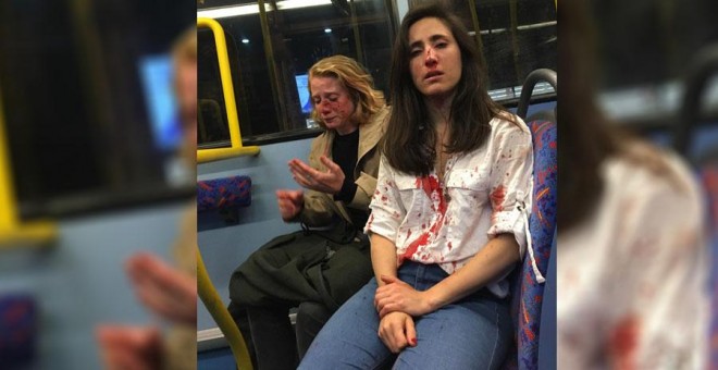 Una pareja de lesbianas fue agredida en un autobús en Londres por cuatro hombres. / FACEBOOK - MELANIA GEYMONAT