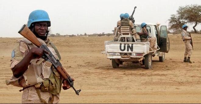 Imagen de archivo de un casco azul en Mali. REUTERS