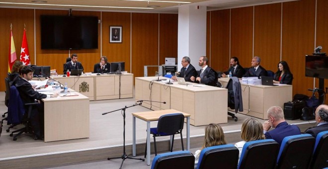 14/06/2019.- El Juzgado de lo Penal número 31 de Madrid inicia con las cuestiones previas el juicio por el supuesto delito de daños informáticos en el borrado de los discos duros de los ordenadores del extesorero del PP Luis Bárcenas. EFE/ Emilio Naranjo