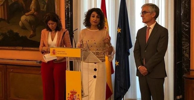 19-06-2019.- La ministra de Hacienda en funciones, María Jesús Montero, en rueda de prensa tras reunirse con representantes de Afectadas y Afectados por el IRPF de Maternidad y Paternidad.EUROPA PRESS