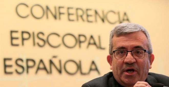 El secretario general de la Conferencia Episcopal, Luis Argüello. (FERNANDO ALVARADO | EFE)