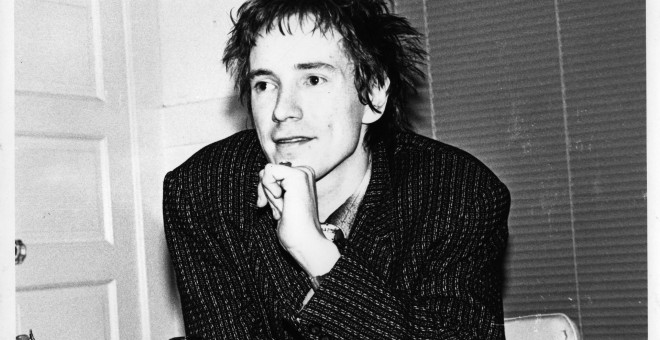 El cantant dels Sex Pistols, John Lydon, a casa de Philomena Winstanley i Claude Bessy. Philomena Winstanley