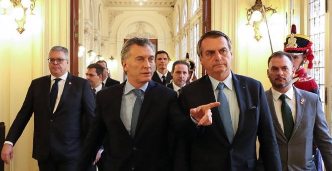 Mauricio Macri, presidente de la República Argentina, muestra a Jair Bolsonaro, presidente brasileño, la Casa Rosada, el pasado mes de junio. Marcos Corrêa/ Presidencia República.