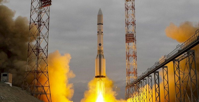 Imagen de archivo de un cohete. REUTERS