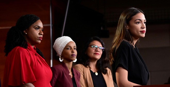 15.06.2019/ Las congresistas denominadas como 'El escuadrón'  hablan durante la conferencia de Demócratas en el Congreso de Estados Unidos. REUTERS/Erin Scott