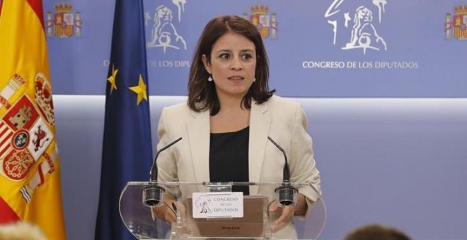 16/07/2019.- La portavoz del grupo socialista en el Congreso, Adriana Lastra, ofrece una rueda de prensa. EFE/ Ballesteros