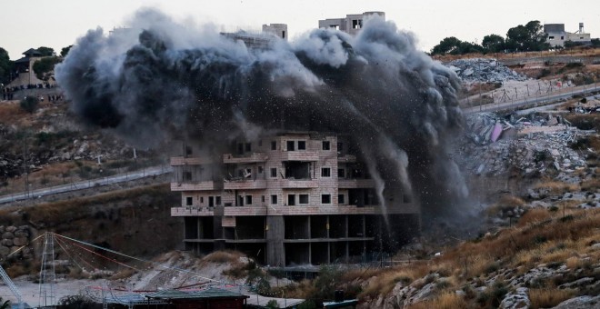 Una de las viviendas palestinas demolidas.- AFP