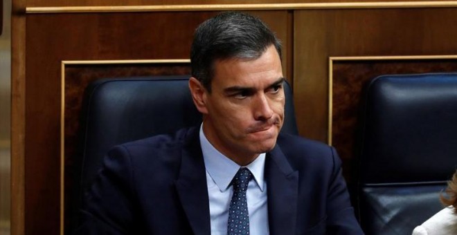El candidato socialista a la Presidencia del Gobierno, Pedro Sánchez, en la primera votación del debate de investidura.- EFE/Naranjo