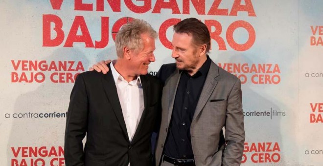 Liam Neeson, a la derech, junto al director de 'Venganza bajo cero', Hans Petter Moland, en Madrid.