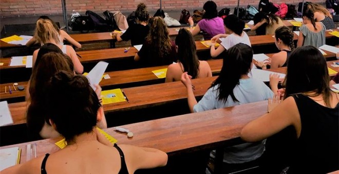 Cada any són molts els estudiants de Catalunya que han de marxar de la seva localitat de residència per anar a estudiar en alguna universitat de la demarcació de Barcelona