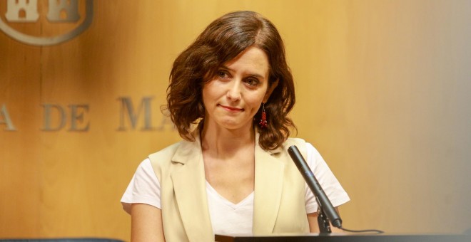 La candidata del PP a la Presidencia de la Comunidad de Madrid, Isabel Díaz Ayuso, en rueda de prensa este martes. / EP