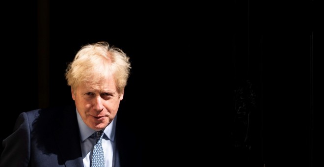 El primer ministro británico, Boris Johnson, a las puertas del número 10 de Downing Street en Londres. EFE/ Will Oliver