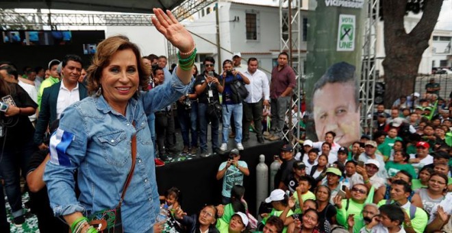 La candidata a la presidencia por el partido de la Unidad Nacional de la Esperanza (UNE) Sandra Torres. EFE/ Esteban Biba