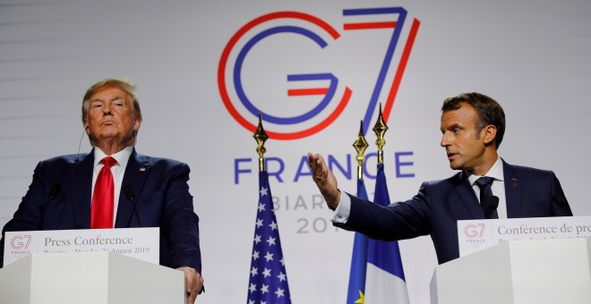 Emmanuel Macron y Donald Trump asisten a una conferencia durante la cumbre del G7 en Biarritz | Reuters