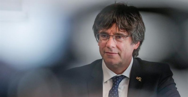 04/09/2019.- El expresident catalán Carles Puigdemont durante una rueda de prensa en un hotel de Bruselas el pasado miércoles. EFE/EPA/Stephane Lecocq