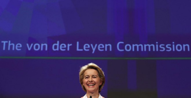 La presidenta electa de la Comisión Europea, Ursula von der Leyen, presenta los miembros y puestos del nuevo Ejecutivo comunitario. REUTERS/Yves Herman