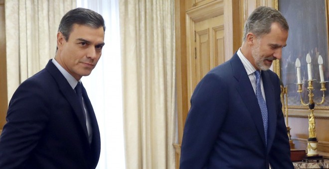 17/09/2019. - El presidente del Gobierno en funciones, Pedro Sánchez, junto al rey para cerrar la ronda de consultas. / EFE - Ballesteros
