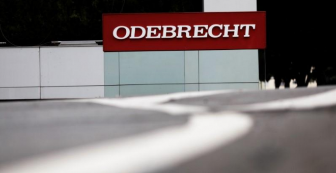 Imagen de archivo del logo del conglomerado de construcción Odebrecht SA en su edificio corporativo en Sao Paulo, Brasil. 17 de abril, 2017. / REUTERS - Nacho Doce
