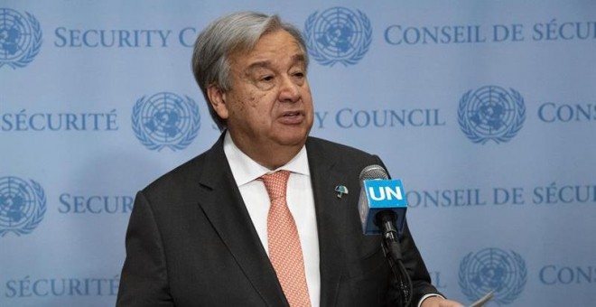 23/09/2019.- Fotografía cedida por la ONU donde aparece su secretario general, António Guterres, mientras informa a los periodistas durante una rueda de prensa sobre Siria este lunes en la sede del organismo en Nueva York (EE.UU.). Guterres anunció que el