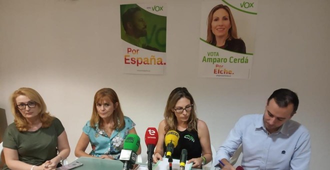 24-09-2019.- La portavoz de Vox Elche, Amparo Cerdá, durante una rueda de prensa este martes. EUROPA PRESS