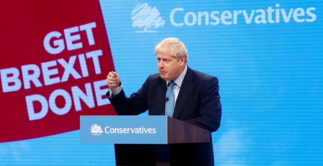 02/10/2019 - El primer ministro británico, Boris Johnson, en un discurso de clausura en la conferencia anual del Partido Conservador en Manchester, Gran Bretaña. REUTERS / Henry Nicholls