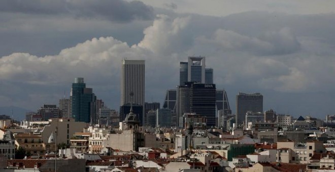 Foto de archivo de Madrid y su distrito al fondo de la imagen. REUTERS/Sergio Pérez