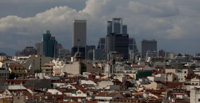 Vista aérea de Madrid, con el distrito financiero al fondo. / REUTERS - SERGIO PÉREZ