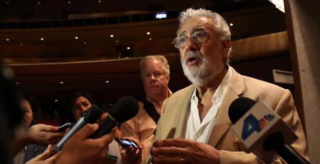 14/08/2019.- Plácido Domingo en la Ópera de Los Ángeles ante los medios. / REUTERS -ARCHIVO (Katie Falkenber)