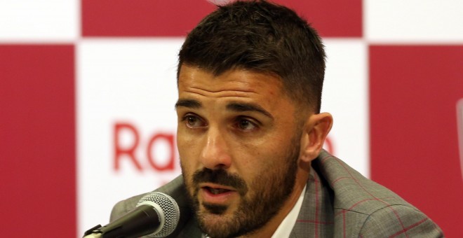 El futbolista David Villa anuncia su decisión de retirarse cuando finalice la temporada en Japón. / EFE