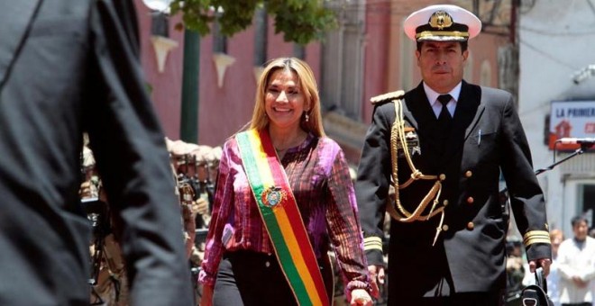 La presidenta interina de Bolivia, Jeanine Añez, en un acto en La Paz. (MANUEL CLAURE | REUTERS)