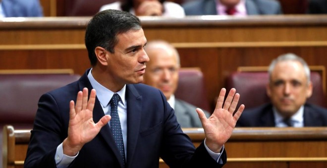 El presidente del Gobierno en funciones, Pedro Sánchez, durante el debate de su investidura fallida del pasado julio. EFE