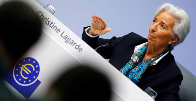 La flamante presidenta del BCE, la francesa Christine Lagarde, durante su primera rueda de prensa tras la reunión del Consejo de Gobierno de la entidad, en Fráncfort. REUTERS/Ralph Orlowski