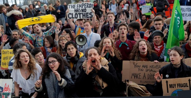 Manifestación de Fridays For Future durante la Cumbre del Clima de Madrid (COP25). REUTERS/Susana Vera