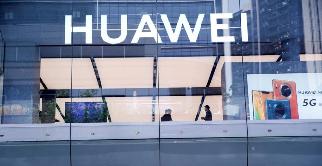 La primera tienda insignia global de Huawei en la ciudad china de Shenzhen, en la provincia de Guangdong. REUTERS / Aly Song