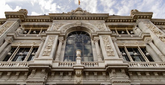 Fachada del edificio del Banco de España situada en la confluencia del Paseo del Prado y la madrileña calle de Alcalá. E.P./Eduardo Parra