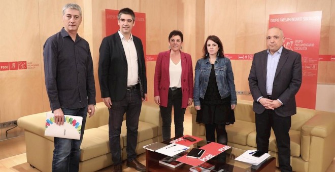 Reunión del PSOE con EH Bildu en el Congreso. E.P.