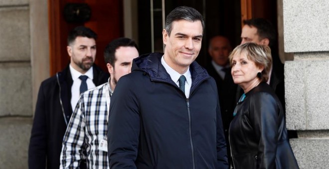 El presidente del Gobierno en funciones, Pedro Sánchez, abandona el Congreso de los Diputados