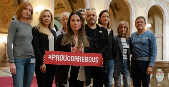 Representants de la Plataforma Prou Correbous al Parlament. PROU CORREBOUS.