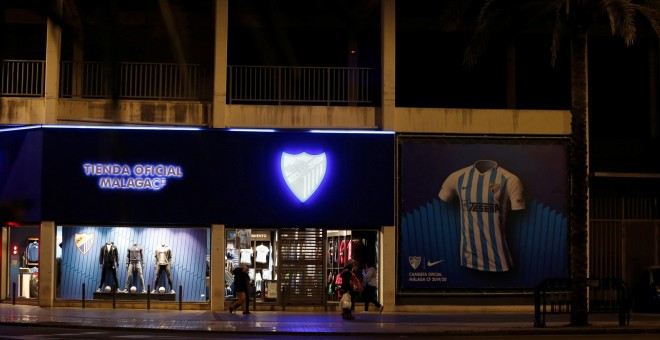 Víctor Sánchez del Amo ha sido suspendido 'de sus funciones de forma inmediata' como entrenador del equipo malagueño después de que se haya difundido un vídeo suyo de carácter íntimo por las redes sociales. EFE/Jorge Zapata