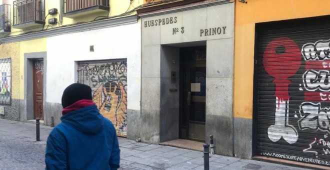 Hostal Prinoy, en la calle Cabestreros de Lavapiés, en Madrid.-