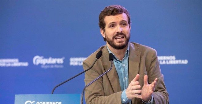 19/01/2020.- El presidente del PP Pablo Casado, durante su intervención en el acto de partido, 'Los Gobiernos por la Libertad', hoy en el Auditorio Regional de Murcia. EFE/Marcial Guillén