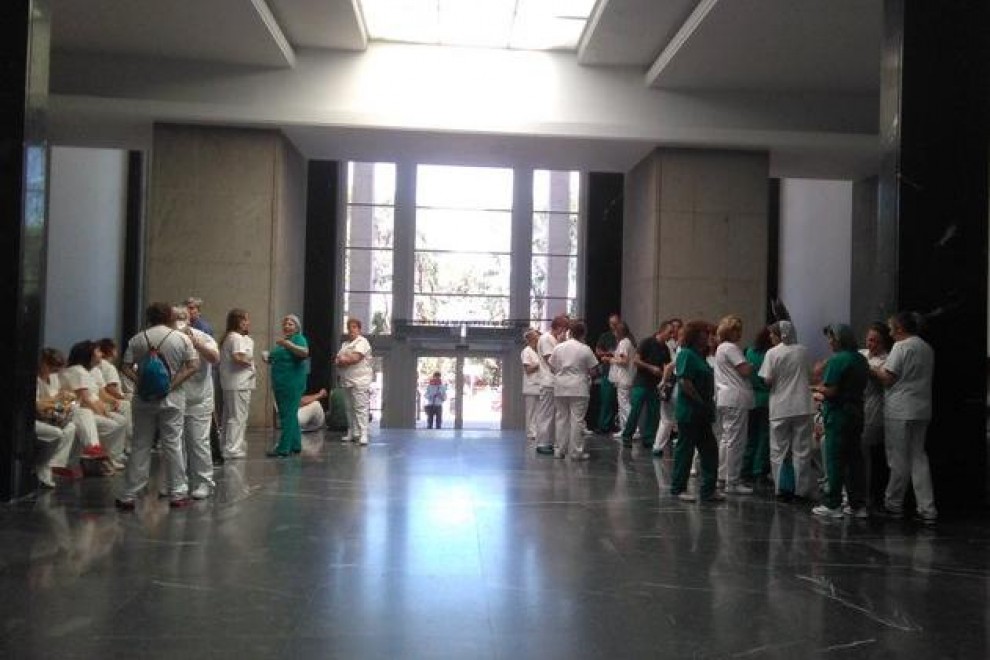 Limpiadoras del Hospital Clínico San Carlos de Madrid durante una huelga de 2019./ MATS