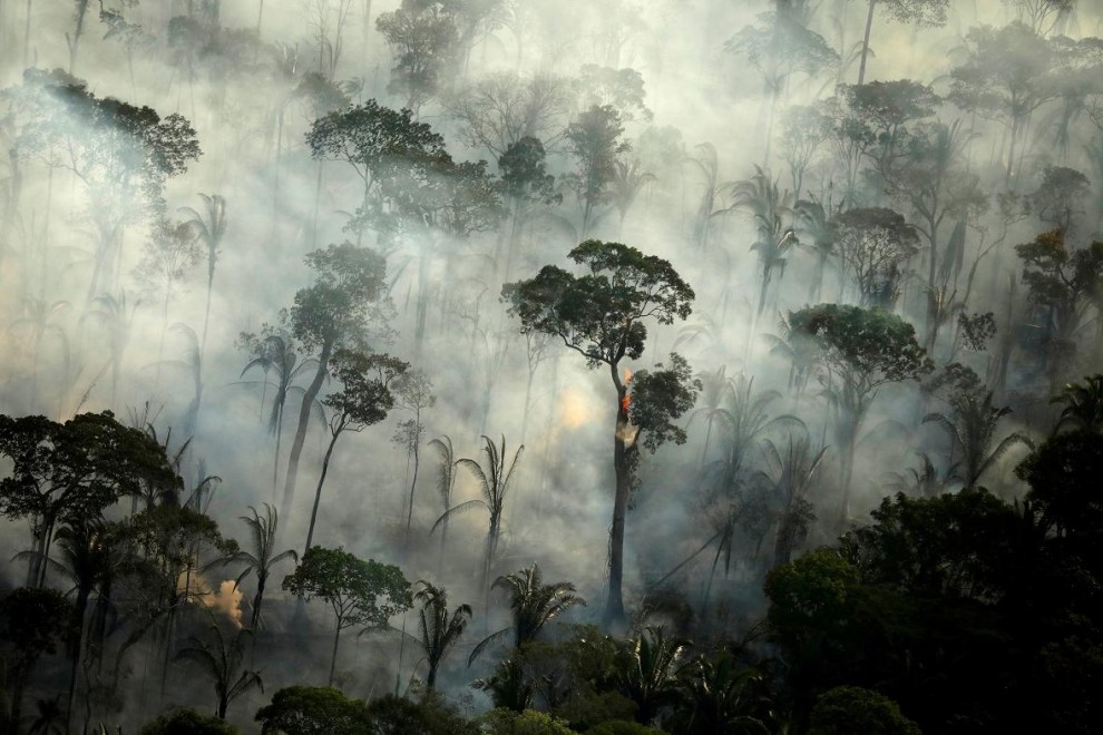 Vista aérea de los incendios forestales de la Amazonia. REUTERS/Bruno Kelly